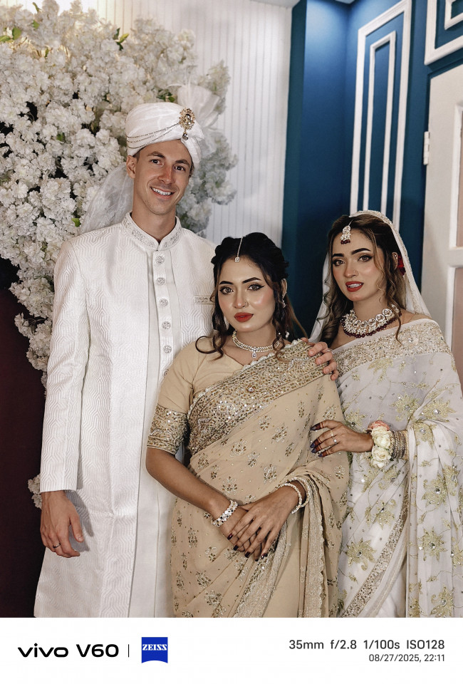 Serving wedding looks, without the wedding