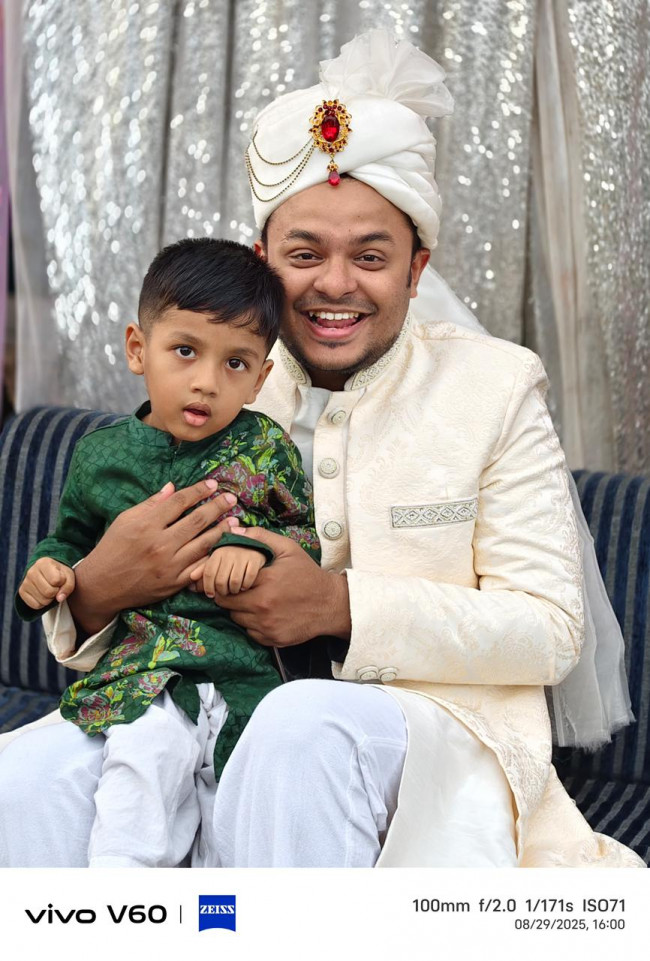 আমার দ্বিতীয় বিয়ের কিছু সুন্দর মুহূর্ত। (সাজানো)