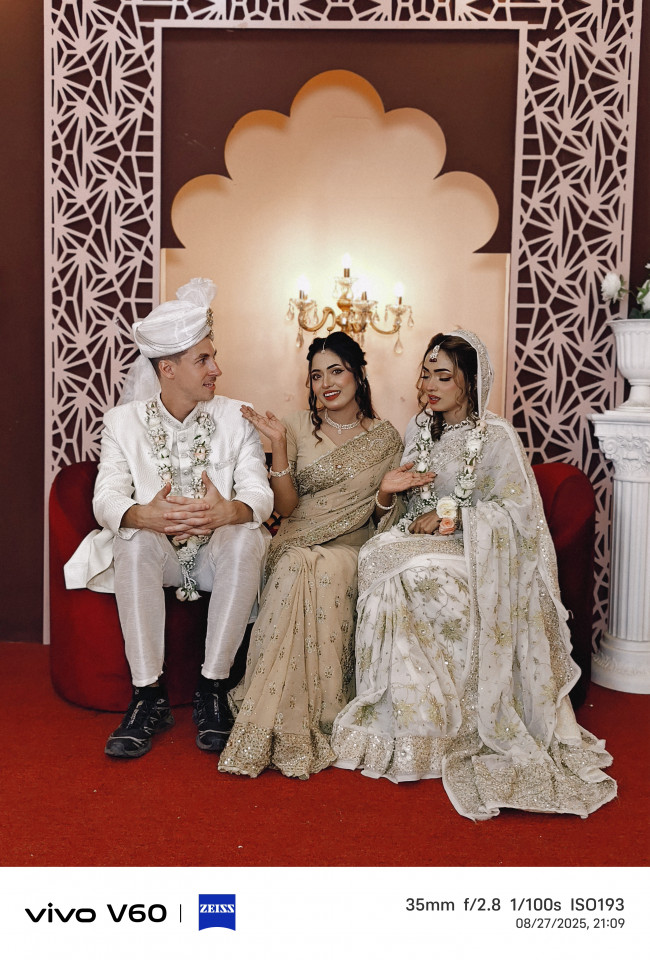Serving wedding looks, without the wedding