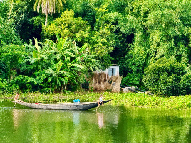 #TravelVibes #vivoV60Lite #TravelPortraitSoPro #AIFourSeasonPortrait #vivoBangladesh